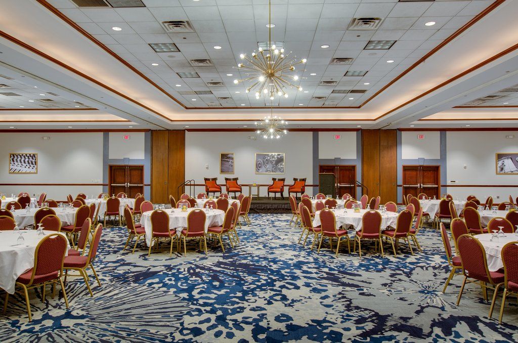 Embassy Suites By Hilton Cleveland Rockside Independence Exterior foto